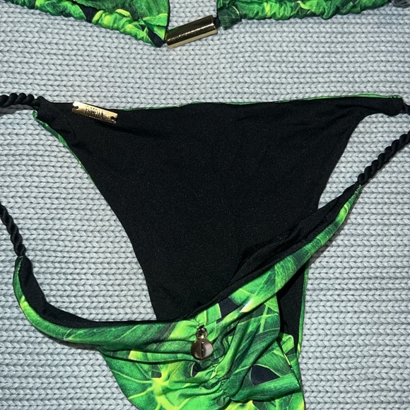 fiorella Small - Picture 3 of 4